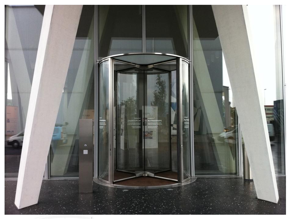 “水晶旋轉(zhuǎn)門”讓建筑、裝飾設計師更加自如！(圖2)